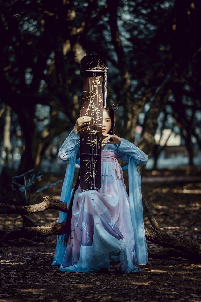 Navigating Love in the Digital Age: Understanding Screen-Based Connections