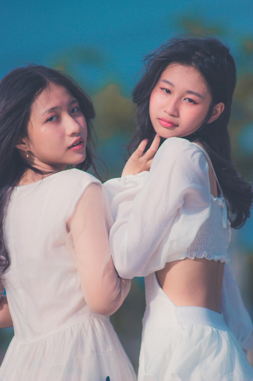 How to Tell if Someone is Genuinely Flirting A Guide to Not Being Completely Clueless