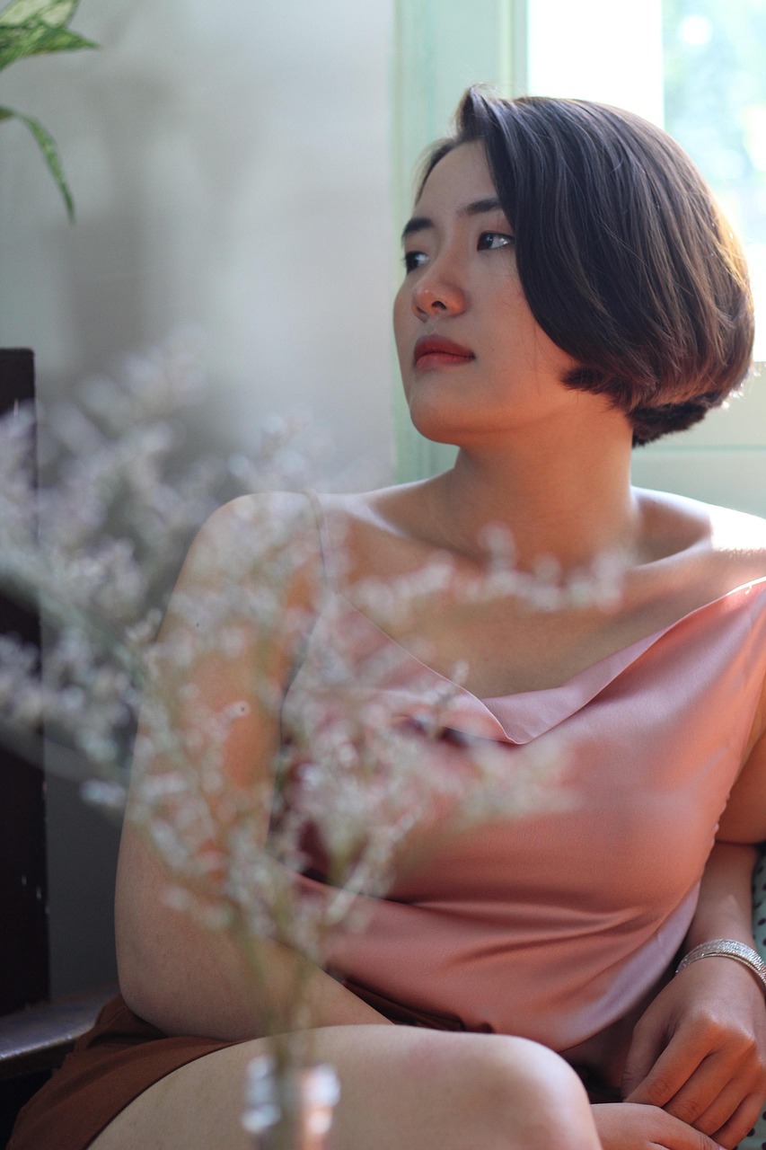 Swiping Right on Disaster A Beginners Guide to Avoiding Online Dating Mistakes