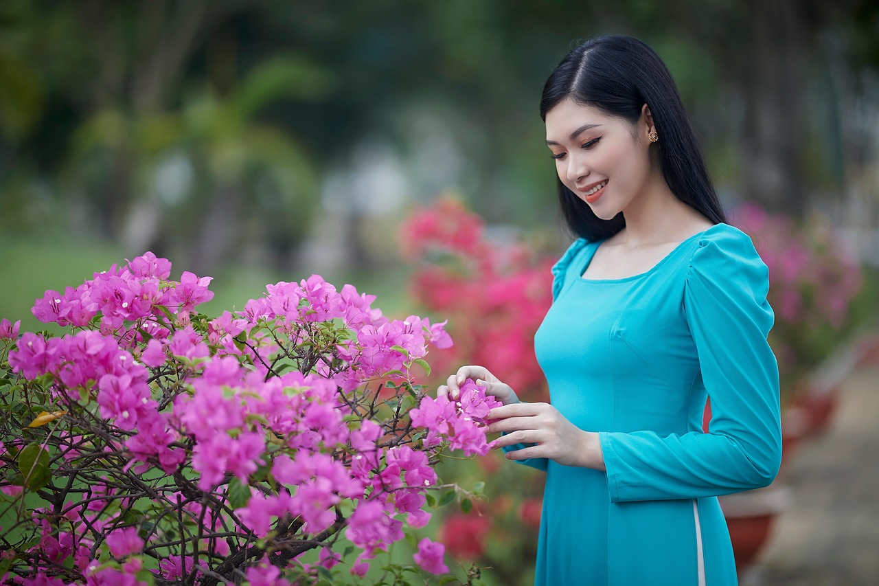 Dos and Donts of Chatting with Strangers that Make Dating Fun Again