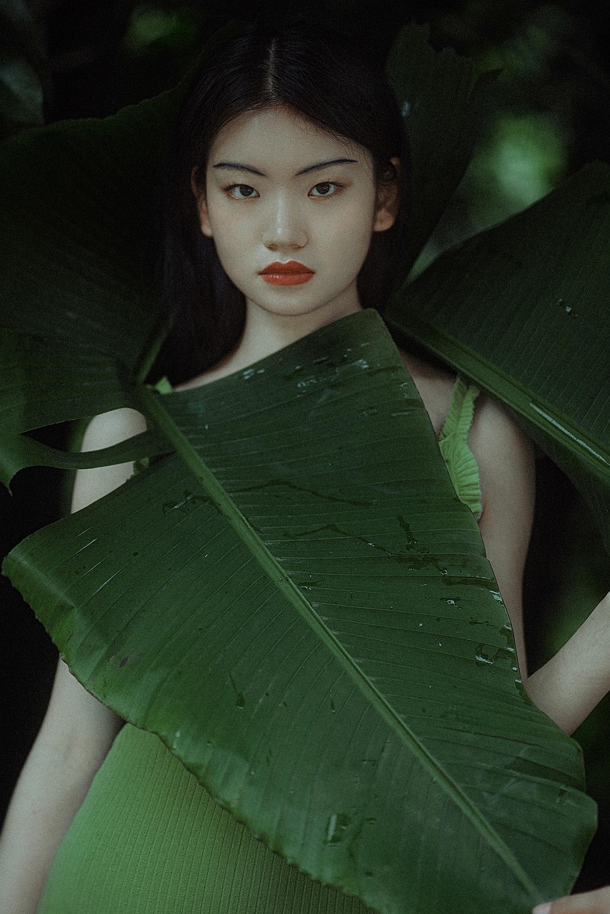 How to Choose Right Lighting for Video Flirting