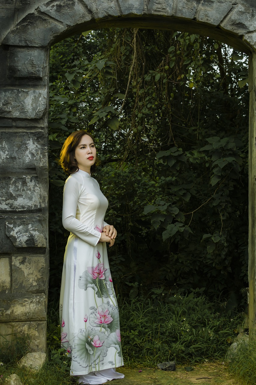 How to Flirt Effectively Without Overthinking The Art of Not Trying Too Hard