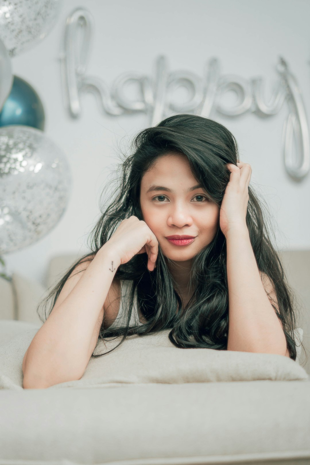 Exploring Random Chat Rooms