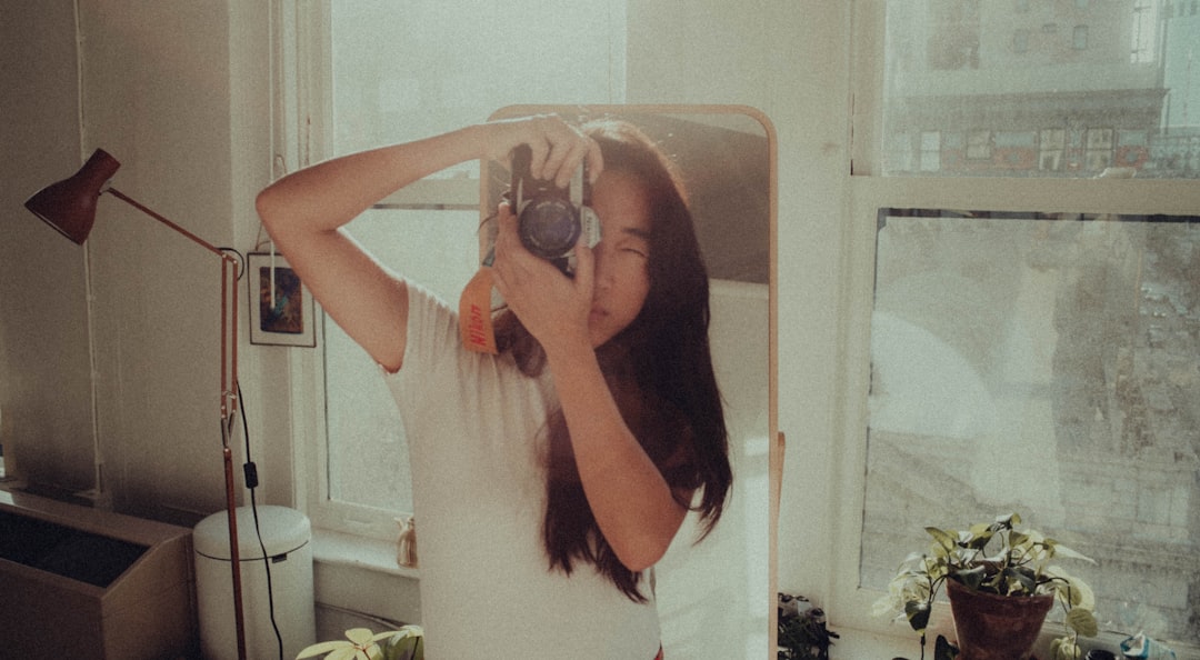 Interview A Therapist on Dating with a Disability Because Love is a Many Splendored and Sometimes Frustrating Thing