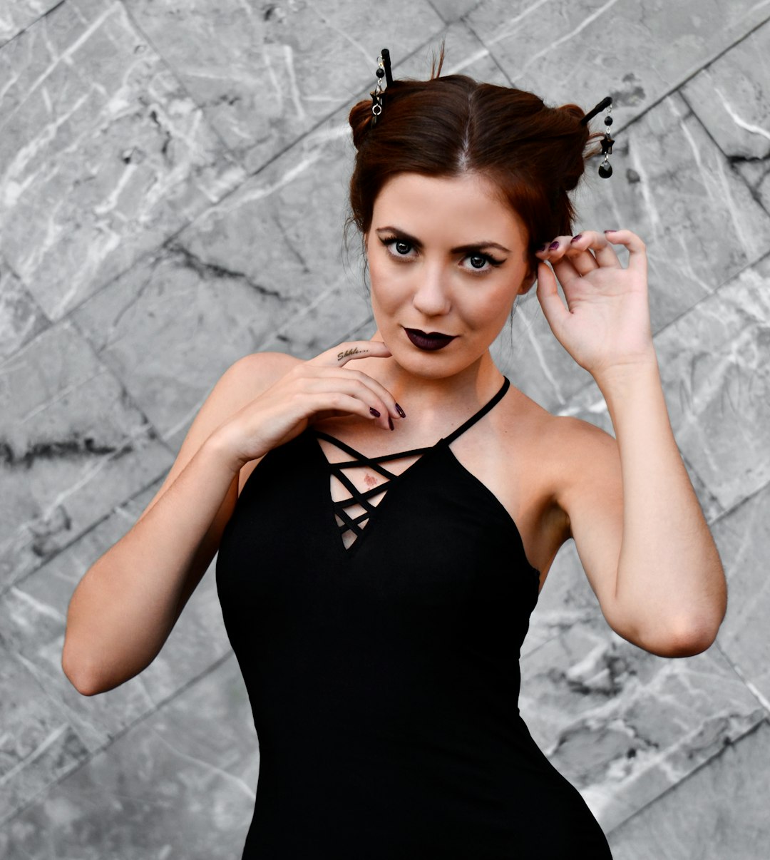 Secrets of Virtual Love That Make Dating Fun Again