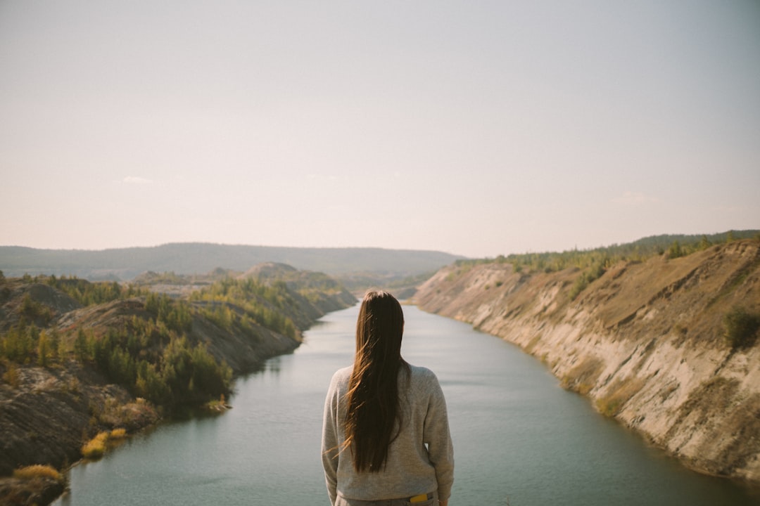 The Dos and Donts of Flirting Across Time Zones