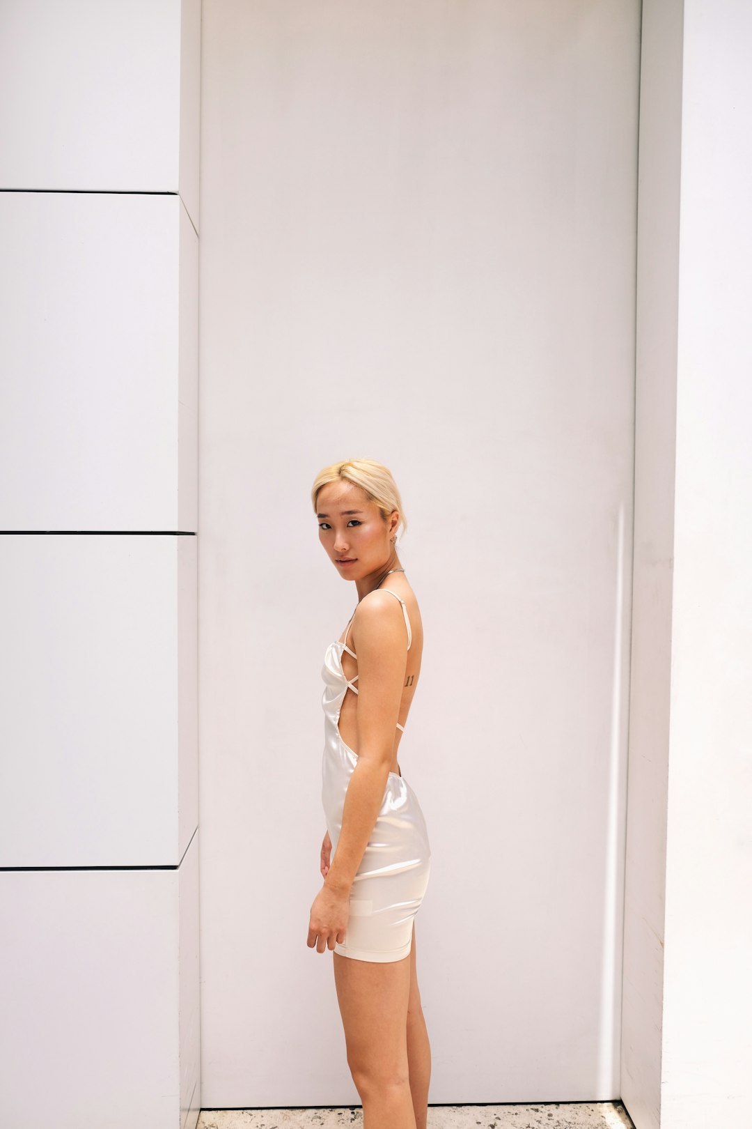 Art of Keeping Conversations Going Online